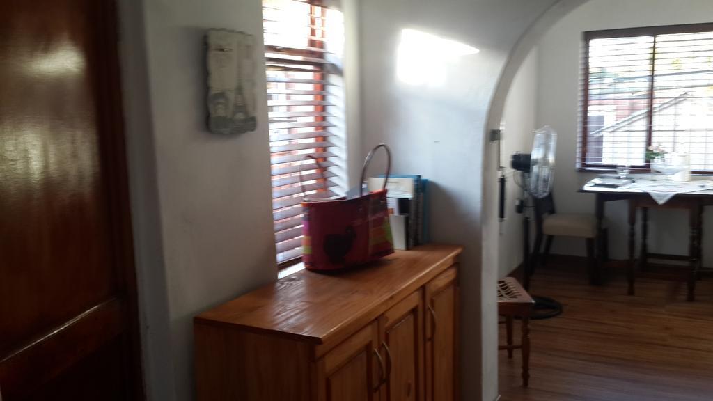 Monica'S Cottage Johannesbourg Extérieur photo